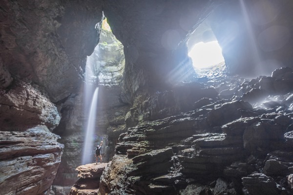 170609 Jake in Stephens Gap Cave _MG_9868