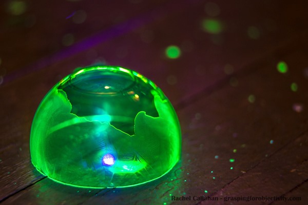 Glow-in-the-Dark-Frozen-Bubbles-2